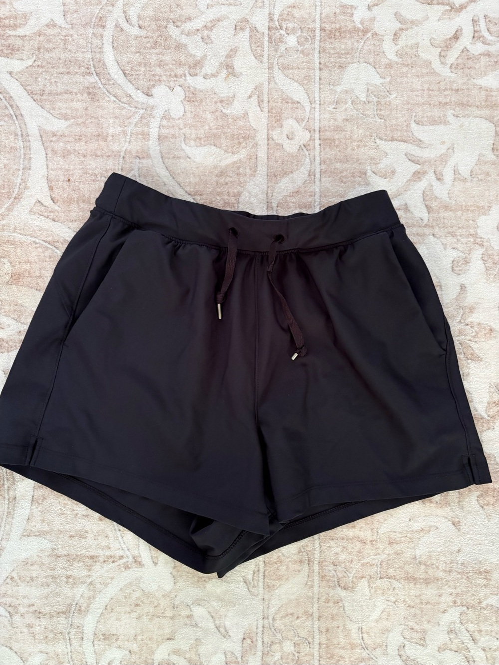 Old Navy Black Athletic Pull-On Shorts Size S